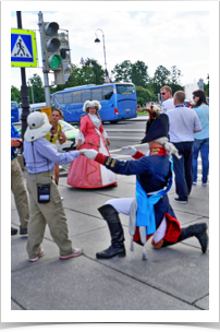 Actors dress up like ancient sea captains and pose with the tourists-don't forget to tip or you could be in for some angry retorts.